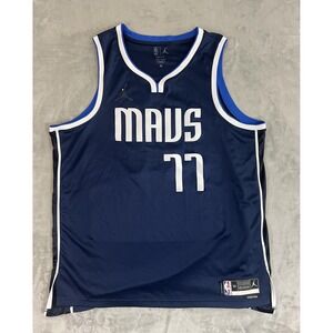 Dallas Mavericks Jersey Mens 2XL NBA Luka Doncic 77 Swingman Statement Nike